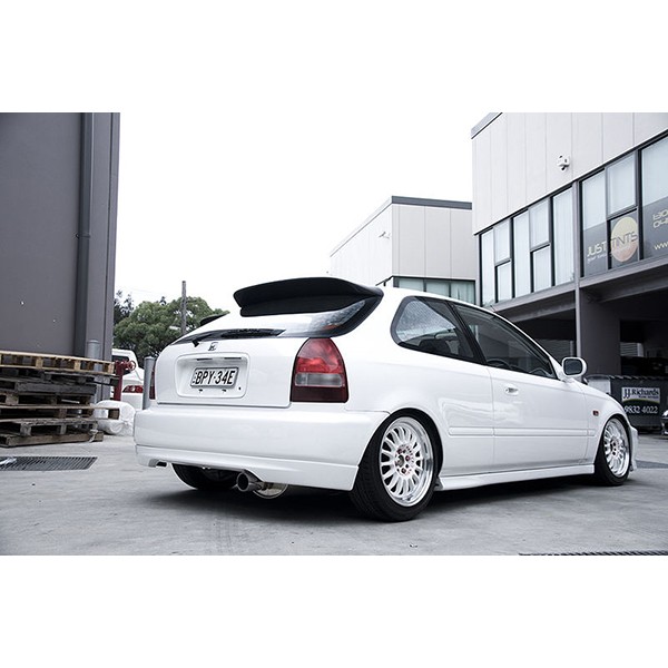 Llantas 15" ROTA TRACK-R 4x100 Llantas 15" ROTA TRACK-R 4x100