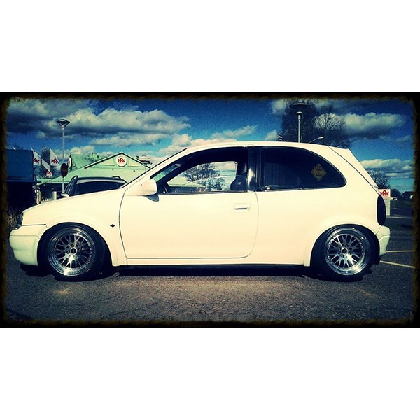 Llantas 15" JAPAN RACING JR-10 4x108 Llantas 15" JAPAN RACING JR-10 4x108