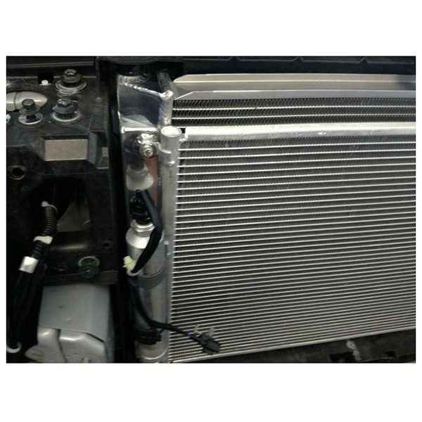 Radiador de aluminio Performance Mishimoto 370Z Radiador de aluminio Performance Mishimoto 370Z