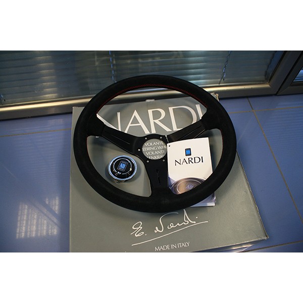 Volante desplazado Nardi 350mm Volante desplazado Nardi 350mm