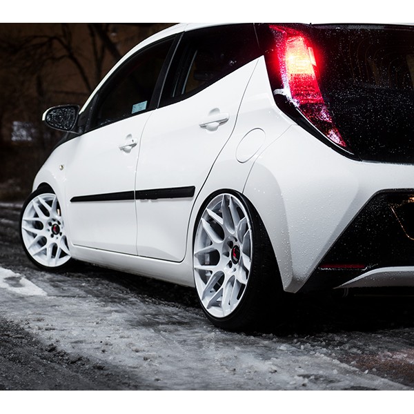 Llantas 16" JAPAN RACING JR18 4x114,3 Llantas 16" JAPAN RACING JR18 4x114,3